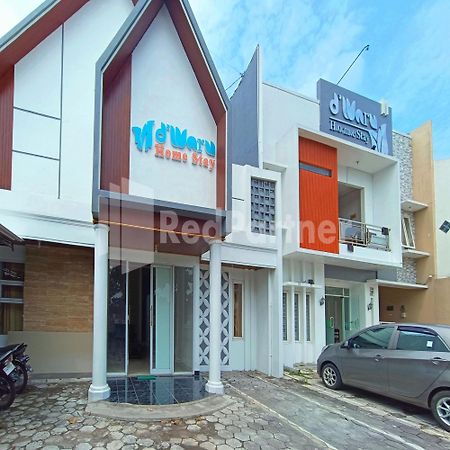D'Waru Homestay Syariah Near Jl Slamet Riyadi Mitra Reddoorz Surakarta  Ngoại thất bức ảnh