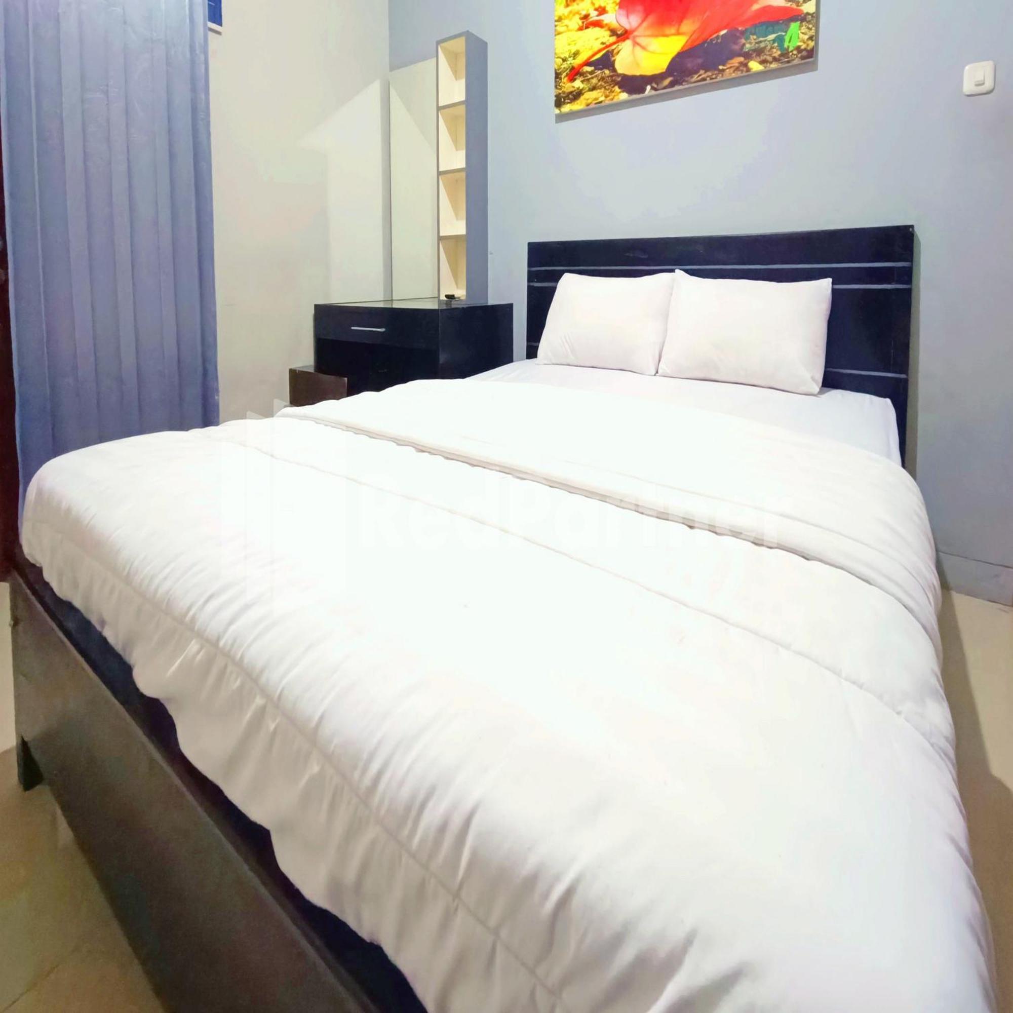 D'Waru Homestay Syariah Near Jl Slamet Riyadi Mitra Reddoorz Surakarta  Ngoại thất bức ảnh