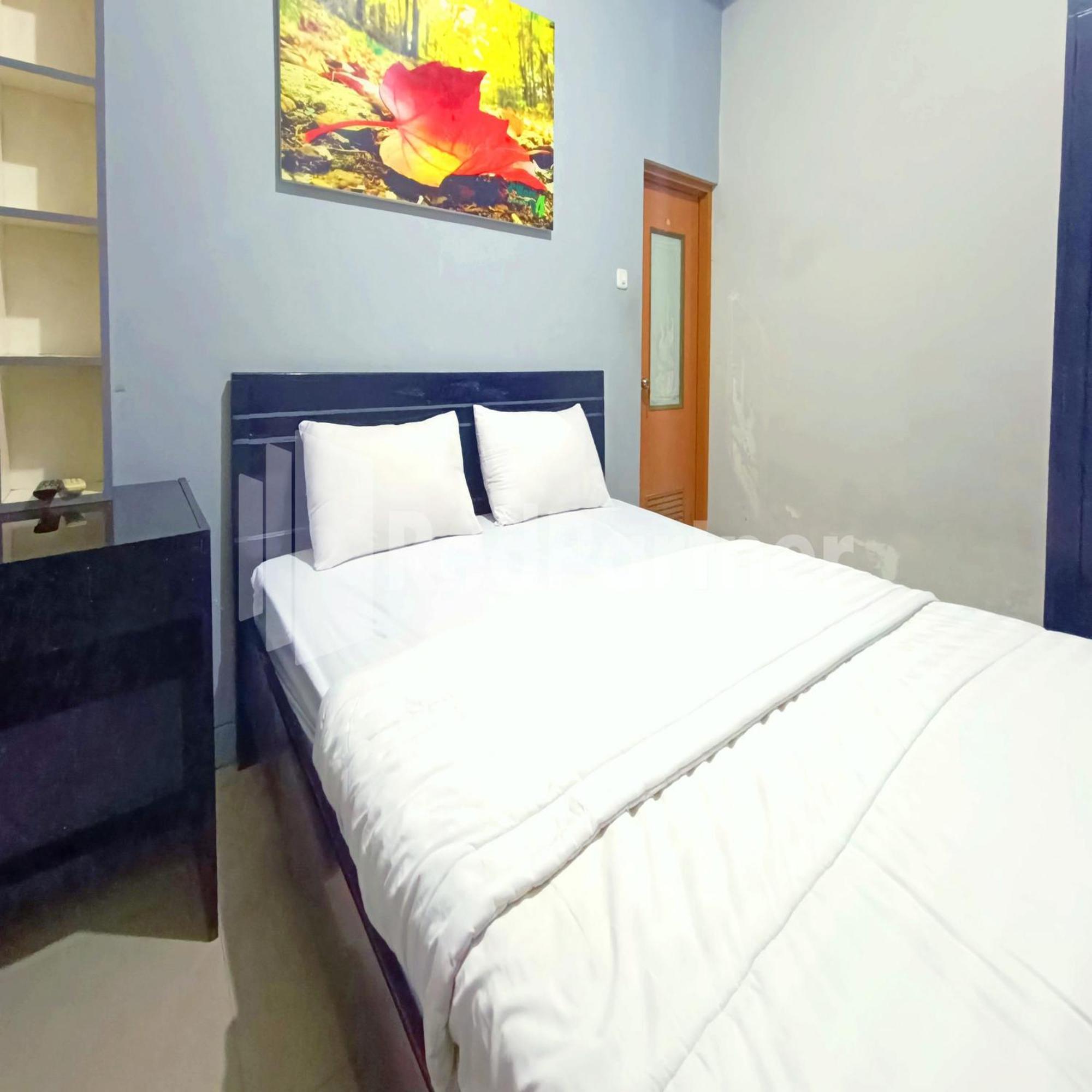 D'Waru Homestay Syariah Near Jl Slamet Riyadi Mitra Reddoorz Surakarta  Ngoại thất bức ảnh