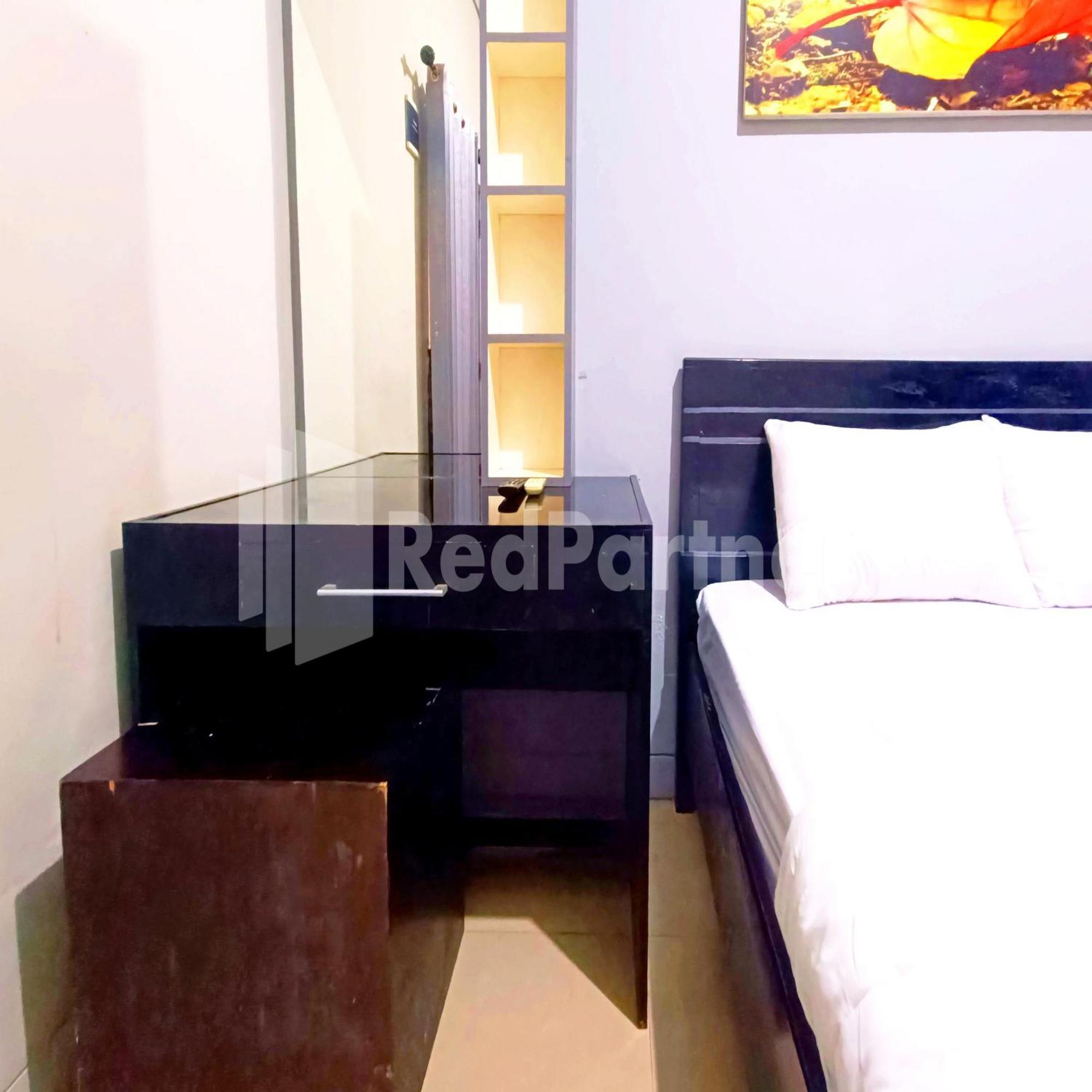 D'Waru Homestay Syariah Near Jl Slamet Riyadi Mitra Reddoorz Surakarta  Ngoại thất bức ảnh